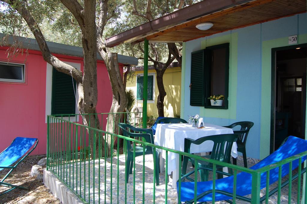 Marina Del Cantone Chalet Nerano Ruang foto